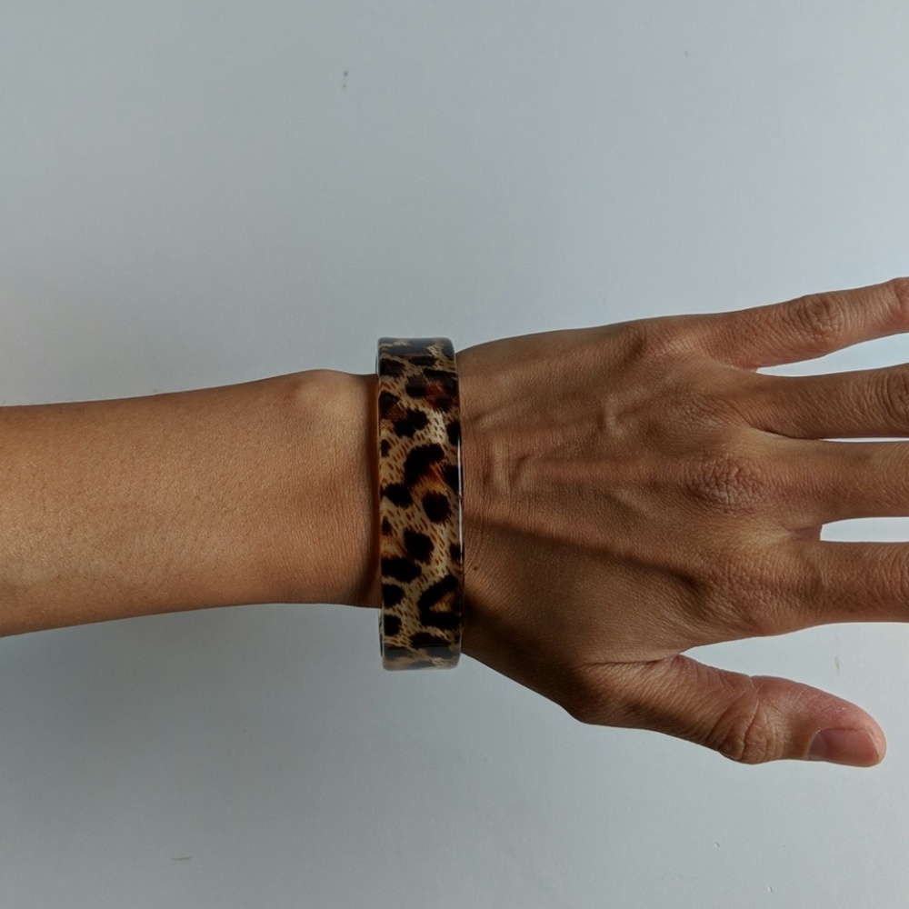 Leopard print bracelet